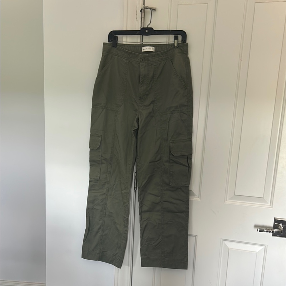 Abercrombie Olive Green Cargo Pants